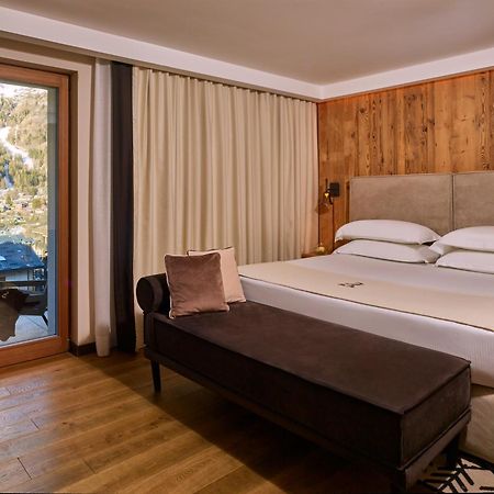 Le Massif Hotel & Lodge Courmayeur The Leading Hotels Of The World المظهر الخارجي الصورة