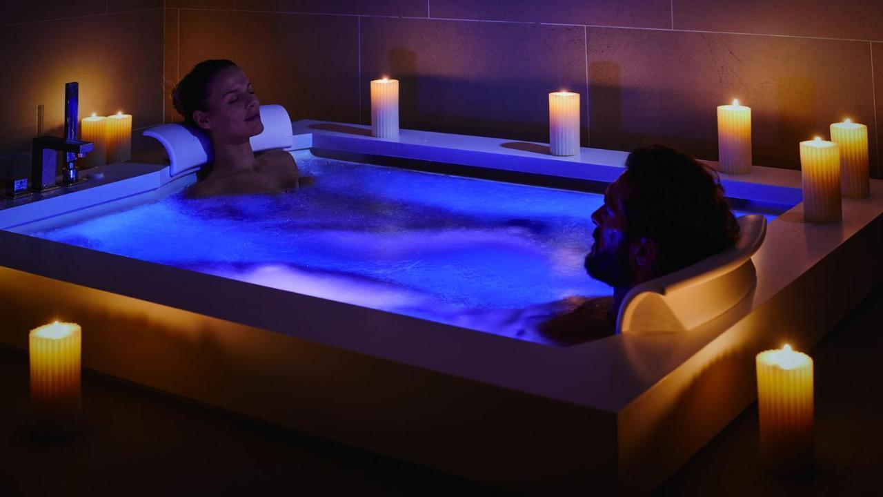 Le Massif Hotel & Lodge Courmayeur The Leading Hotels Of The World المظهر الخارجي الصورة
