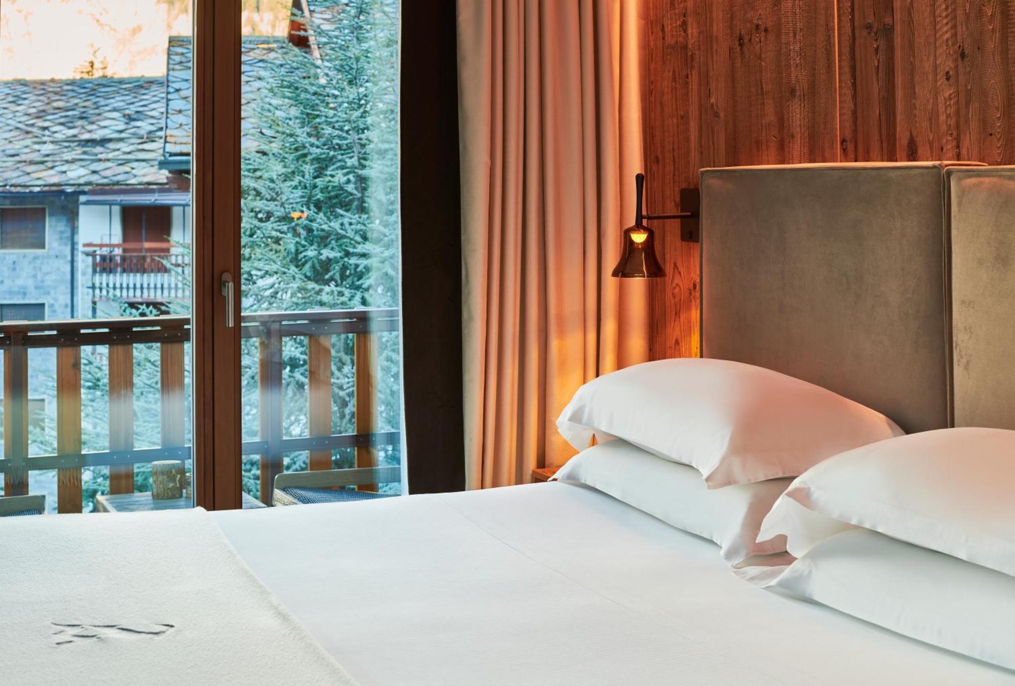Le Massif Hotel & Lodge Courmayeur The Leading Hotels Of The World المظهر الخارجي الصورة