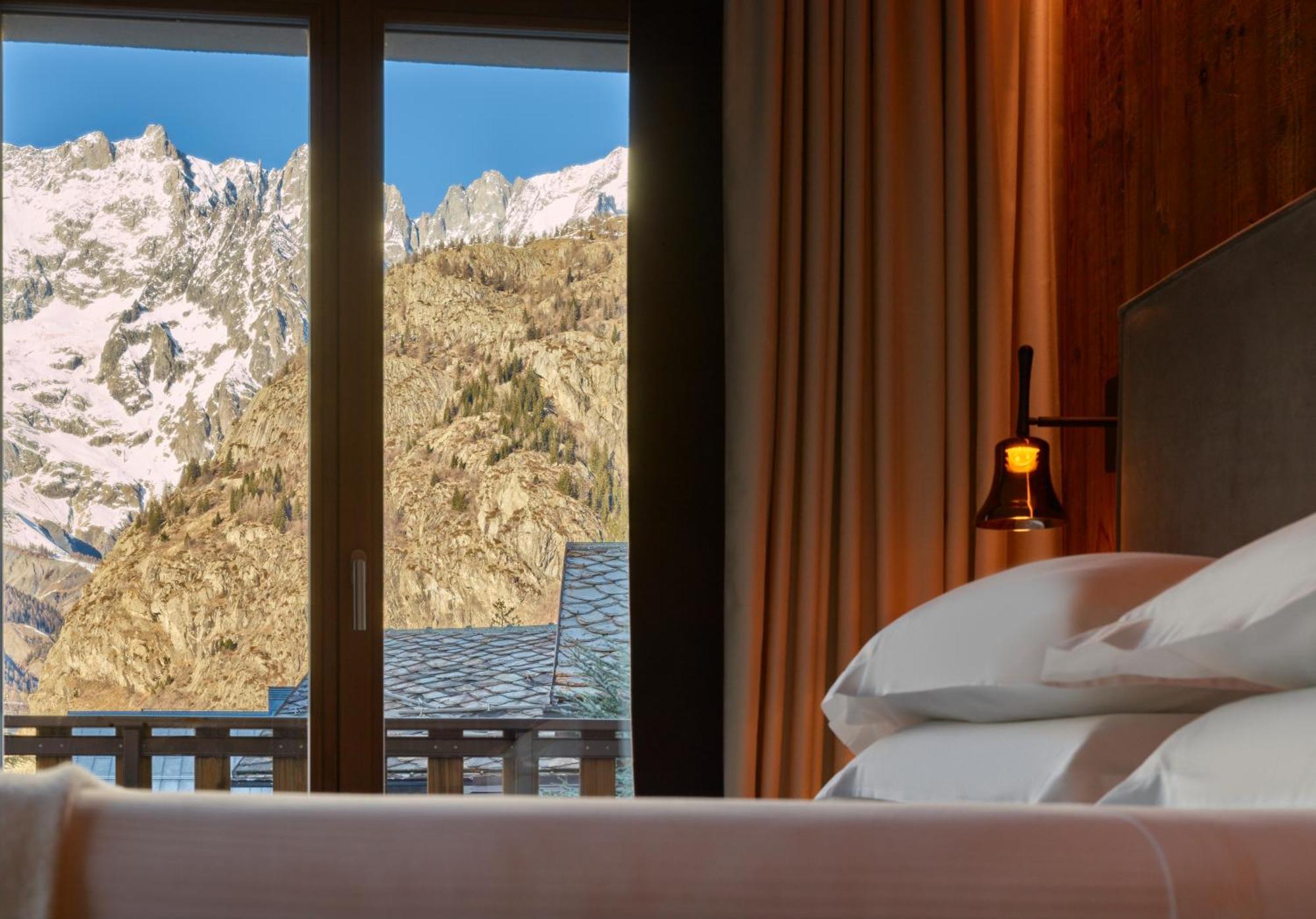 Le Massif Hotel & Lodge Courmayeur The Leading Hotels Of The World المظهر الخارجي الصورة